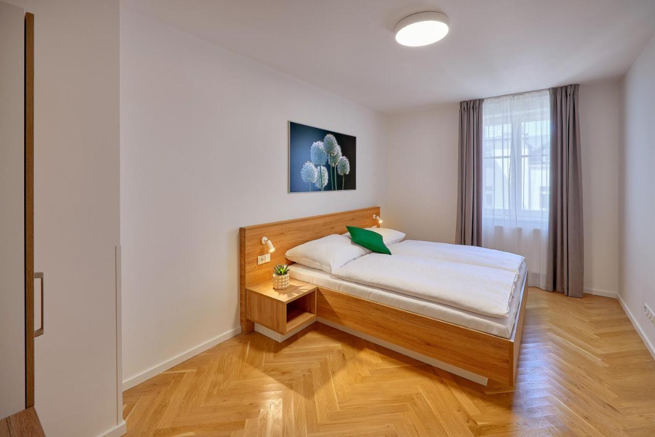 Downtown Suites Rubesova 프라하 외부 사진