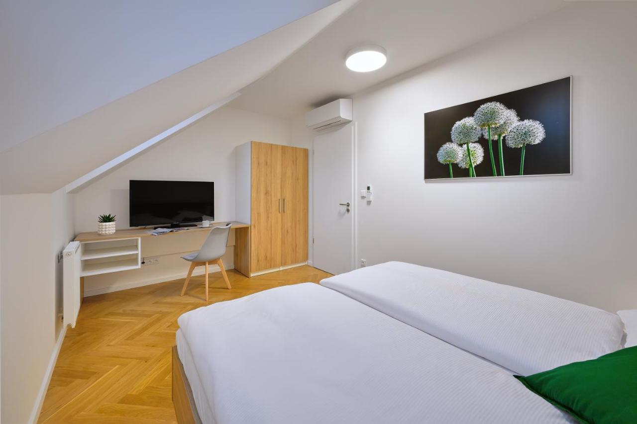 Downtown Suites Rubesova 프라하 외부 사진