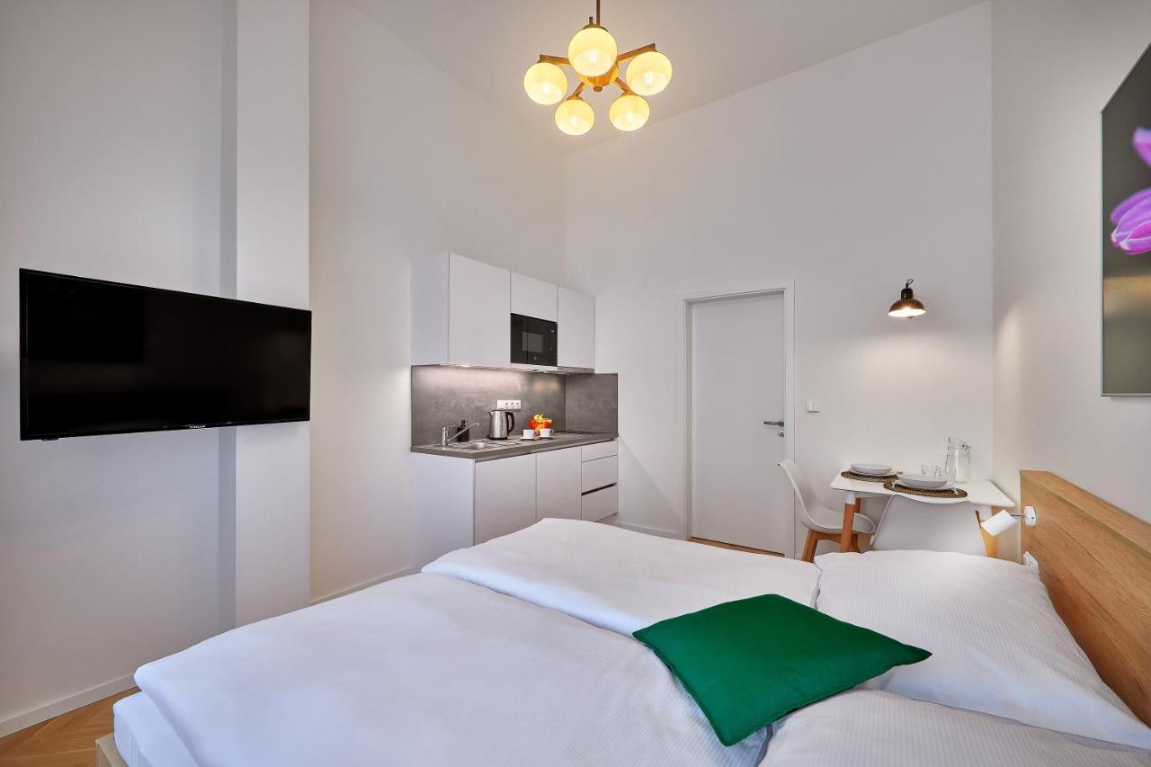 Downtown Suites Rubesova 프라하 외부 사진