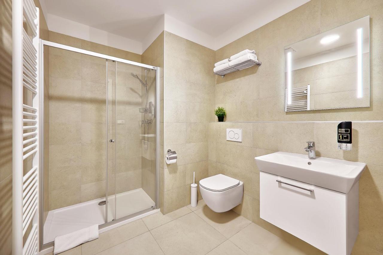Downtown Suites Rubesova 프라하 외부 사진