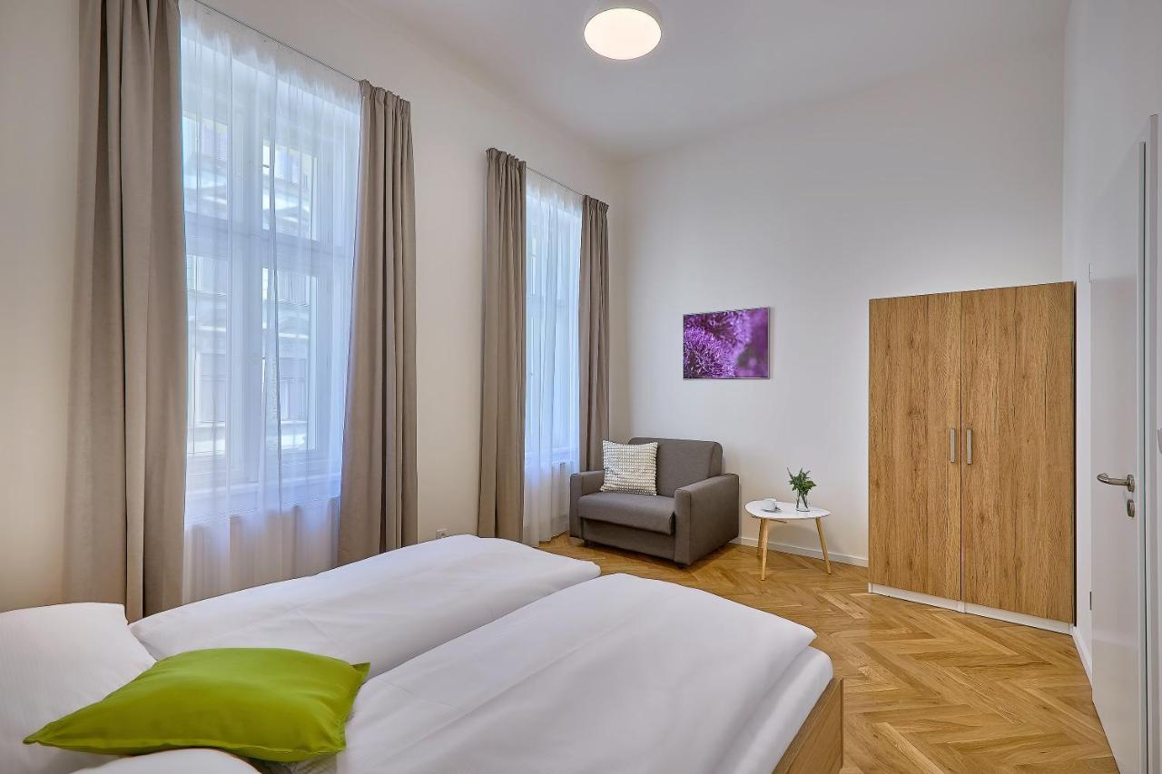 Downtown Suites Rubesova 프라하 외부 사진